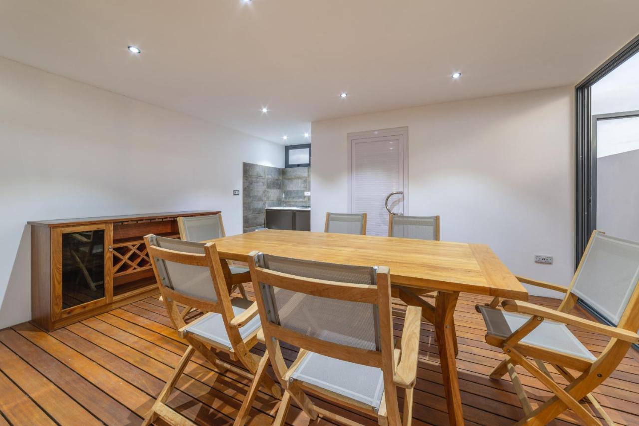 One Bay Residence Unit 15 - Penthouse With Private Roof Top, Jacuzzi And Sea View Grand Bay Εξωτερικό φωτογραφία